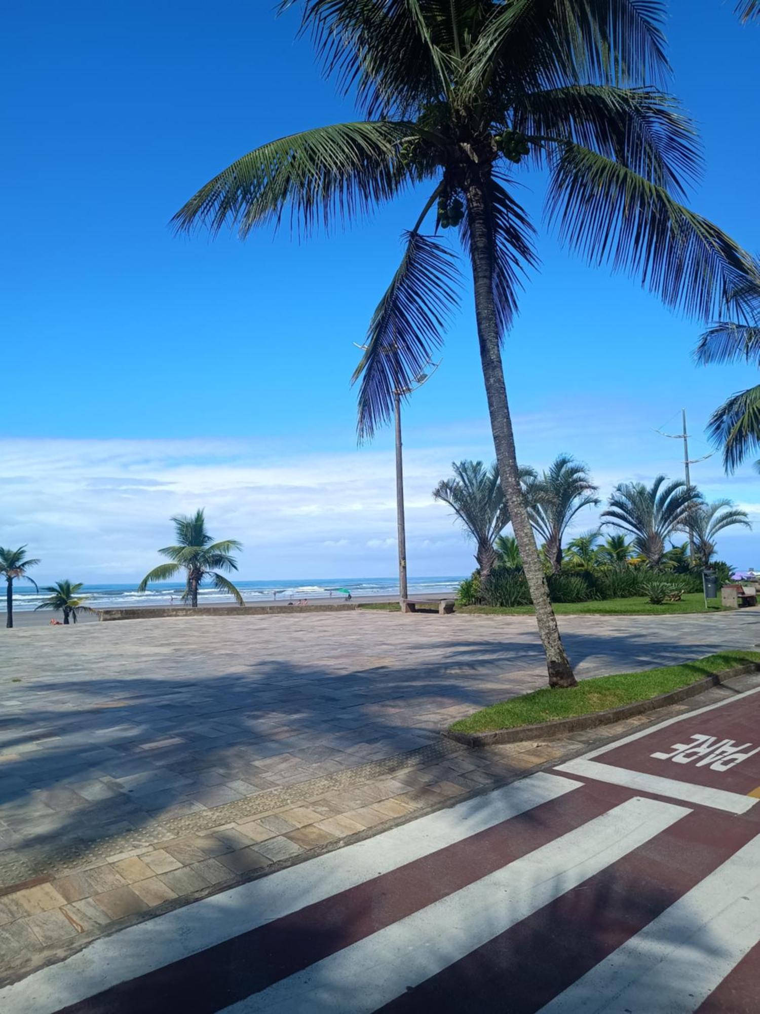 Apartamento Pe Na Areia Vila Caicara Прая-Гранди Экстерьер фото